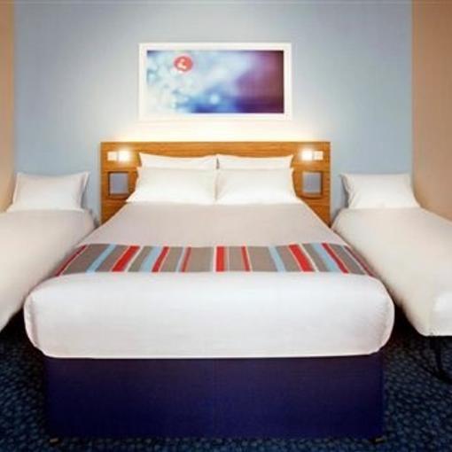 Travelodge London Richmond Central Exterior foto
